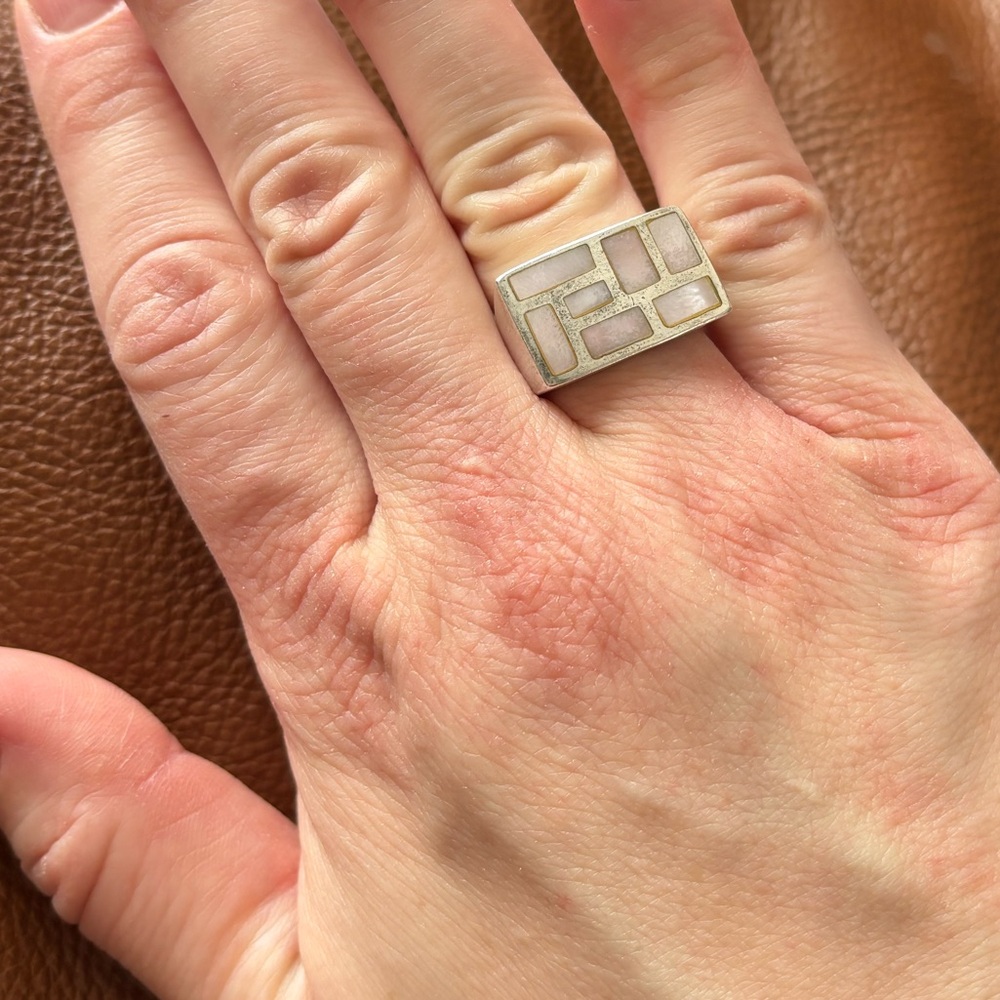 Sterling Silver Pink Mother of Pearl Cocktail Ring -925 Geometric Size 6.5